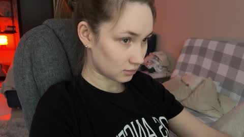 _chloe_miller_ online show from February 13, 2026, 12:12 pm