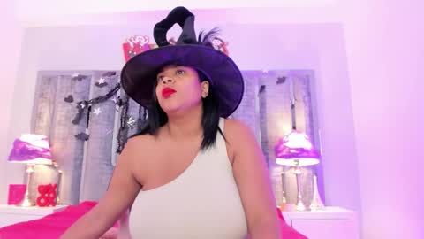 Snapshot of _ciara_benet_ chatting on October 18, 2025, 12:06 pm _ciara_benet_ online show from October 18, 2025, 12:06 pm