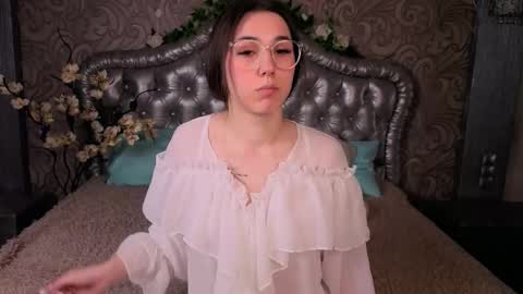 Cindy . online show from February 11, 2026, 5:56 am