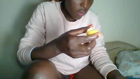 clara online show from February 7, 2025, 11:23 am