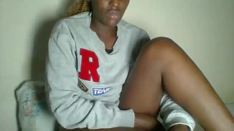 clara online show from February 13, 2025, 7:03 am