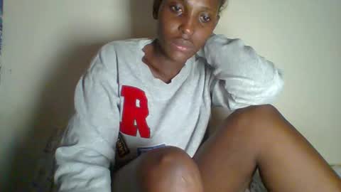 clara online show from March 3, 2025, 4:36 am