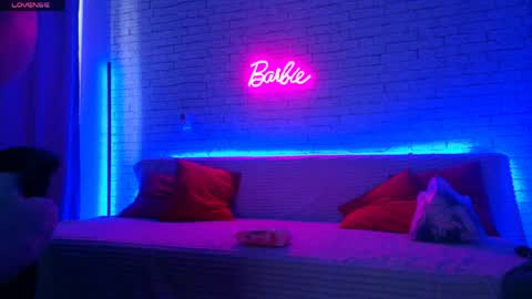 Nica online show from April 11, 2026, 7:45 am