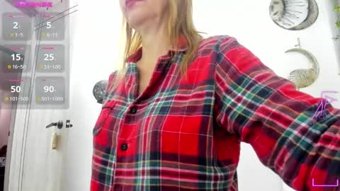 Snapshot of _cristal_ayala chatting on December 8, 2024, 3:24 pm  cristal ayala online show from December 8, 2024, 3:24 pm