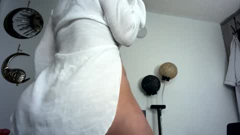 Snapshot of _cristal_ayala chatting on January 20, 2025, 3:37 am  cristal ayala online show from January 20, 2025, 3:37 am