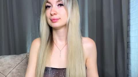 Snapshot of _crystal_moon_1 chatting on September 8, 2025, 7:57 pm _crystal_moon_1 online show from September 8, 2025, 7:57 pm