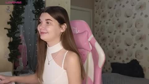 _cute_ice online show from December 21, 2025, 5:36 am