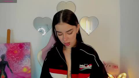 _cute_isabella_ online show from January 18, 2025, 2:03 am