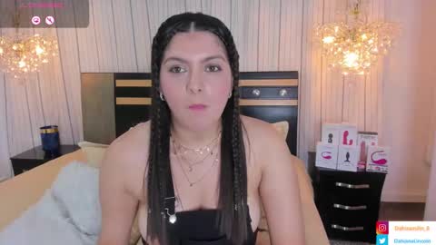 Dahiana Lincoln online show from January 28, 2025, 10:56 pm