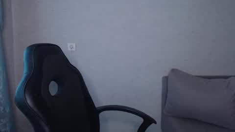 _damnbaby online show from March 12, 2026, 9:26 am