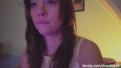 Snapshot of _demi_dee_ chatting on June 15, 2026, 9:17 pm DemiDee online show from June 15, 2026, 9:17 pm