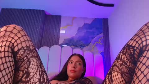 Dione online show from April 15, 2026, 7:58 pm