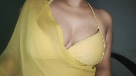 _dreamgirl_0 online show from June 11, 2026, 2:53 am