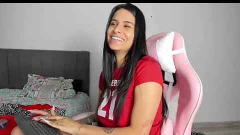 _elektrah online show from February 18, 2025, 4:26 am