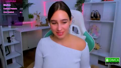 Lizzy  online show from November 26, 2025, 9:27 pm