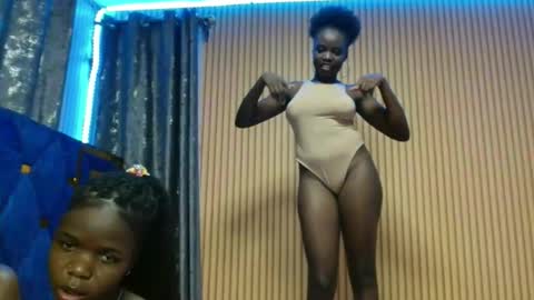 Elinah online show from November 28, 2025, 3:58 pm