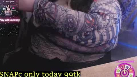 LIsa online show from October 3, 2025, 9:06 am