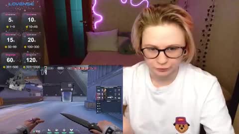 Snapshot of _elven_dreams__ chatting on February 27, 2025, 7:12 am chloue and Gretta online show from February 27, 2025, 7:12 am