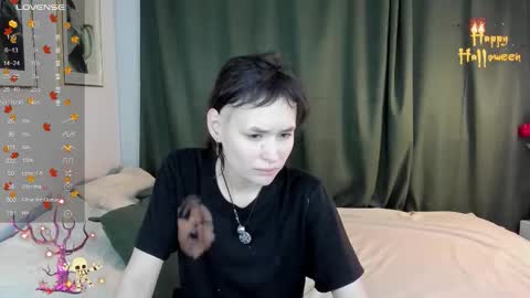 _emily__strike_ online show from November 5, 2025, 9:42 am