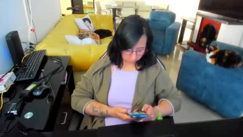 Emma online show from January 26, 2025, 8:02 pm