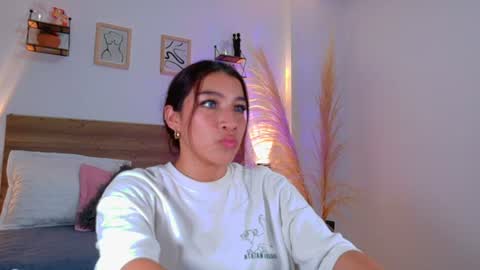 Snapshot of _emmacherry chatting on June 30, 2026, 4:19 pm _emmacherry online show from June 30, 2026, 4:19 pm