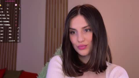 _esmeraldiyaa_ online show from February 2, 2026, 6:06 pm