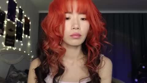 EveEva online show from February 14, 2025, 10:59 am