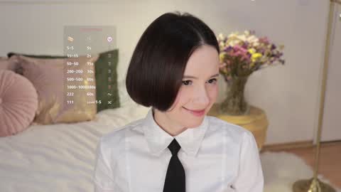 Essie  online show from December 11, 2024, 9:55 pm