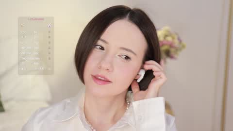 Essie  online show from December 22, 2024, 2:28 am