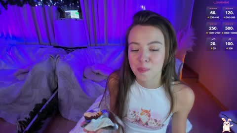 Snapshot of _fluffybunny_ chatting on December 19, 2024, 11:18 am Goldy Grace online show from December 19, 2024, 11:18 am