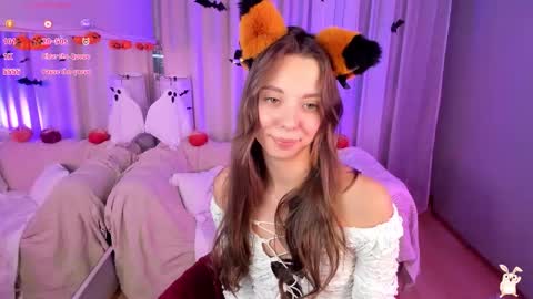 Snapshot of _fluffybunny_ chatting on October 24, 2025, 4:58 pm Goldy Grace online show from October 24, 2025, 4:58 pm
