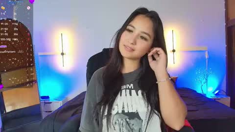  Juliana   Gaby   Kloe online show from March 11, 2025, 6:08 pm