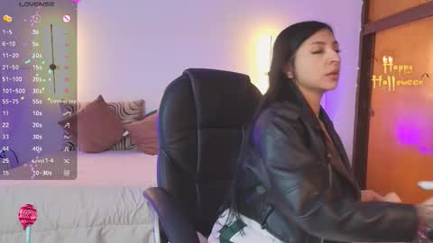  Juliana   Gaby   Kloe online show from October 31, 2025, 12:28 pm