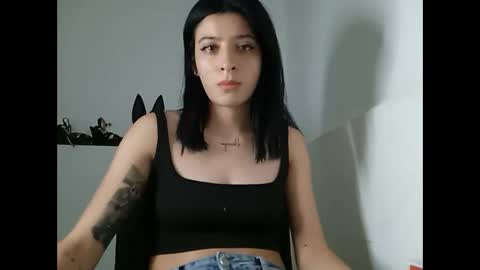 Mia-foster online show from February 12, 2025, 1:30 am