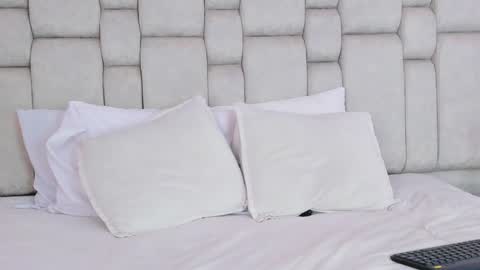 Ginger Cherry online show from February 1, 2025, 8:08 am