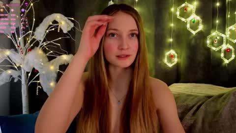 Snapshot of _green_green_ chatting on January 5, 2025, 8:00 am Milly online show from January 5, 2025, 8:00 am