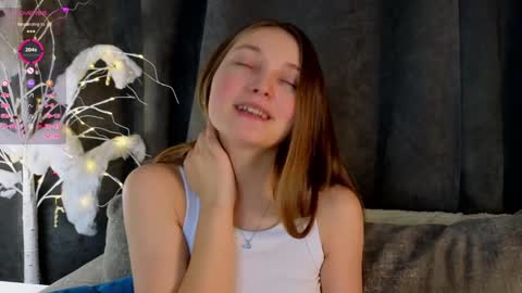 Snapshot of _green_green_ chatting on January 6, 2025, 1:20 am Milly online show from January 6, 2025, 1:20 am