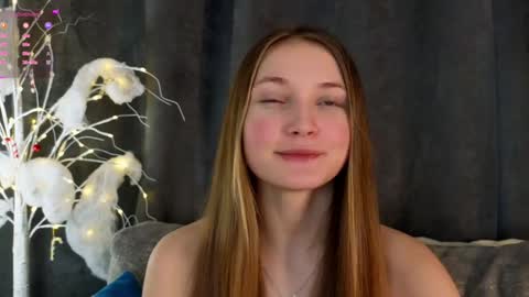 Snapshot of _green_green_ chatting on January 10, 2025, 4:12 am Milly online show from January 10, 2025, 4:12 am