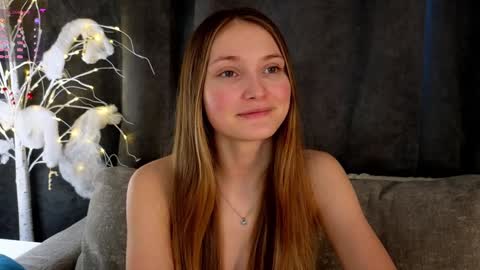 Snapshot of _green_green_ chatting on January 13, 2025, 4:07 am Milly online show from January 13, 2025, 4:07 am