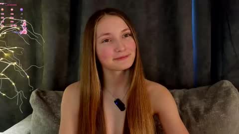 Snapshot of _green_green_ chatting on February 10, 2025, 4:08 am Milly online show from February 10, 2025, 4:08 am