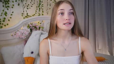 Snapshot of _green_green_ chatting on September 28, 2025, 1:22 am Milly online show from September 28, 2025, 1:22 am