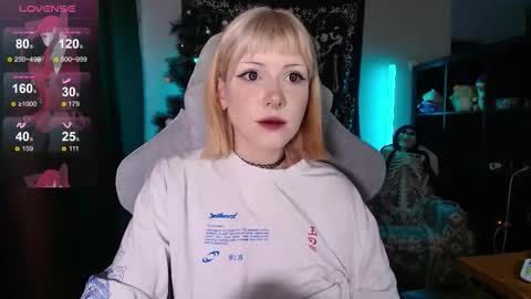 Tori online show from December 21, 2025, 8:43 am