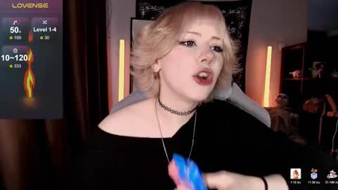 Tori online show from February 3, 2026, 6:22 am