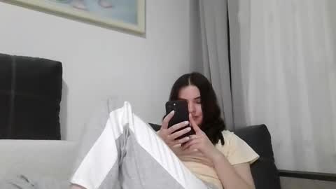 Criss4u online show from March 15, 2026, 6:47 pm