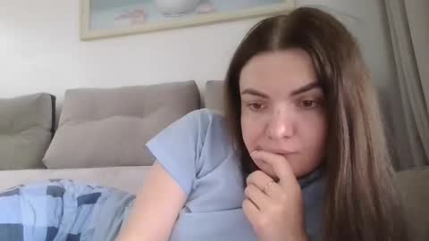 Criss4u online show from April 9, 2026, 6:19 am