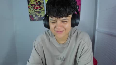 Snapshot of _ian_sweet chatting on January 6, 2026, 12:31 pm ian online show from January 6, 2026, 12:31 pm