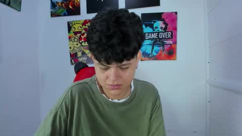 Snapshot of _ian_sweet chatting on January 14, 2026, 12:00 pm ian online show from January 14, 2026, 12:00 pm