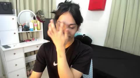 yanie online show from March 23, 2026, 10:25 pm