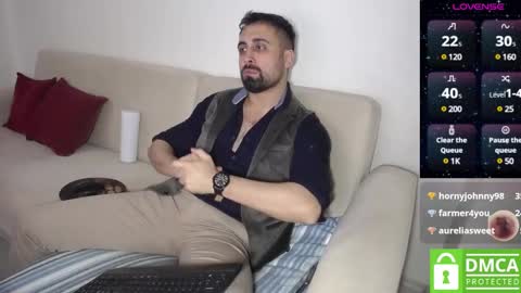 _jeem_ online show from December 17, 2024, 5:04 pm