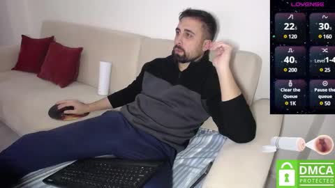 _jeem_ online show from December 22, 2024, 6:59 pm